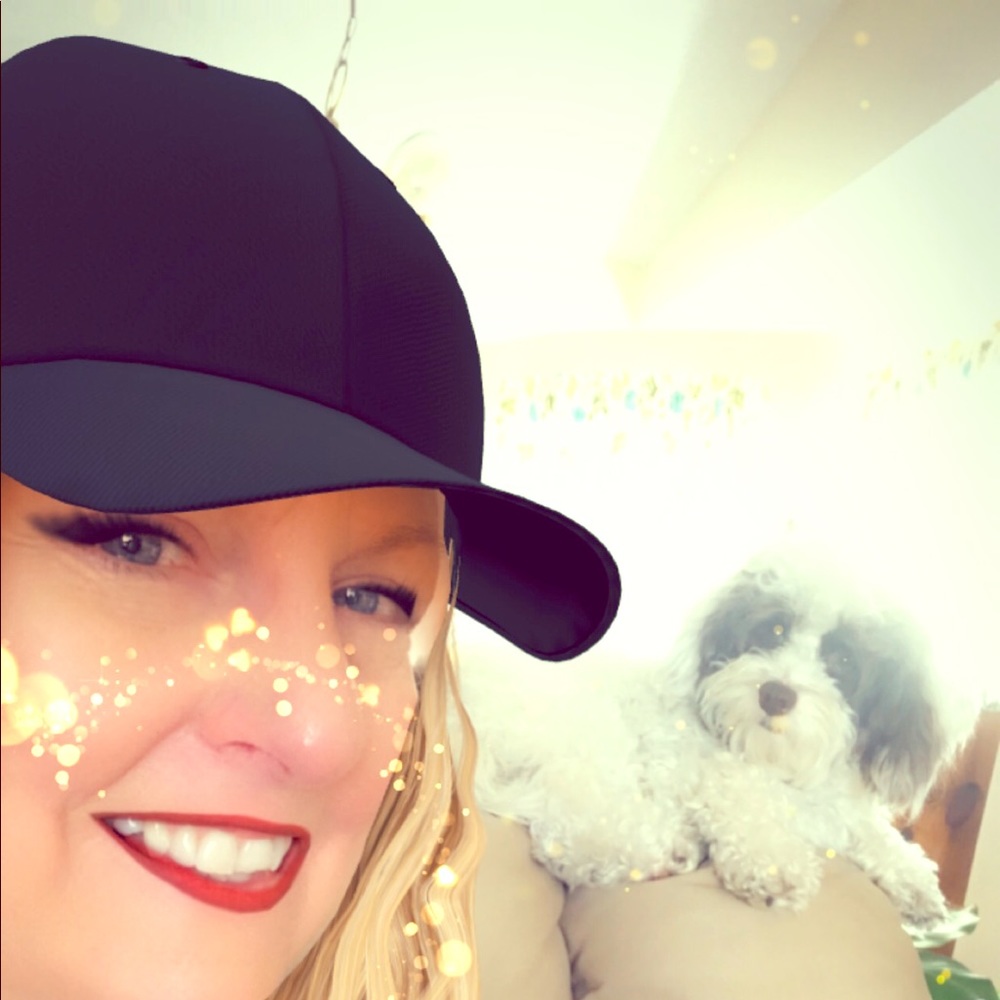 Meet your Posher, Shelly